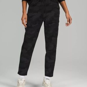 Lululemon Stretch High-Rise Pant 7/8 Length